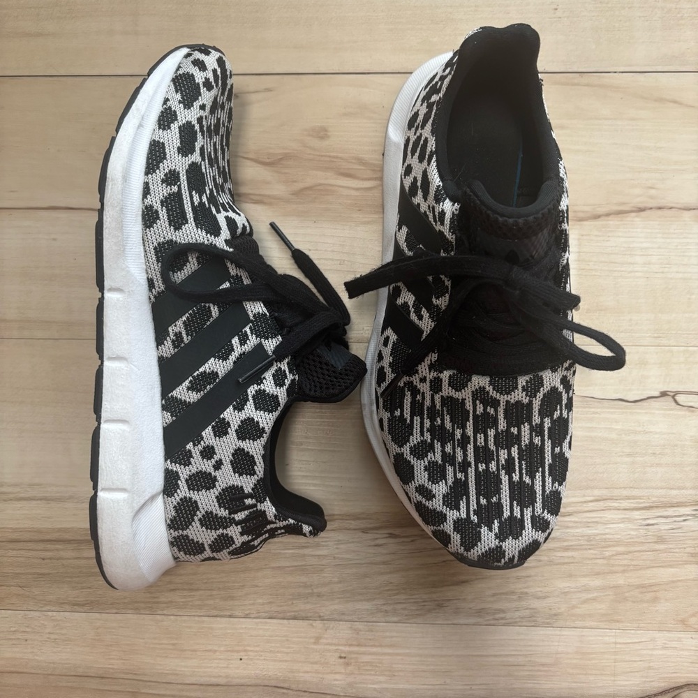 Adidas Women’s 6.5 Leopard Running Shoes. Swift. So cute